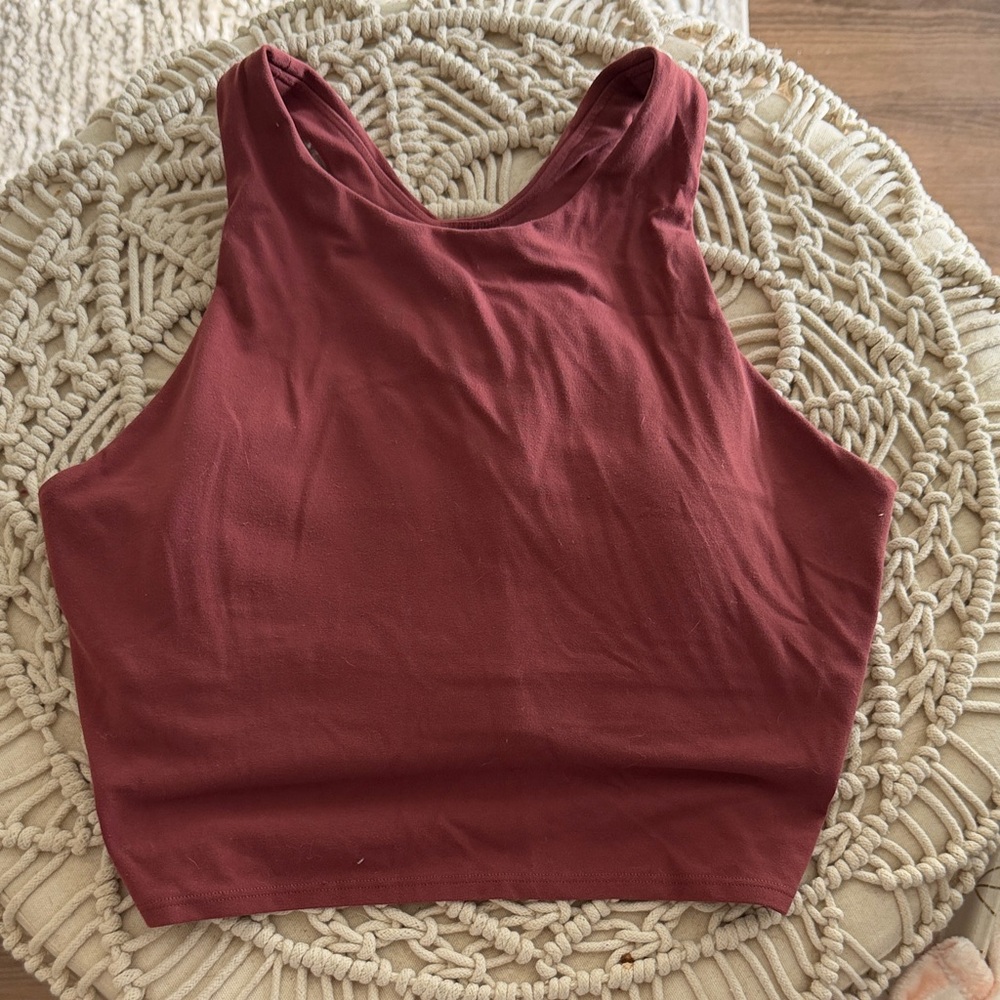 Athleta Conscious Crop Bra in Maroon